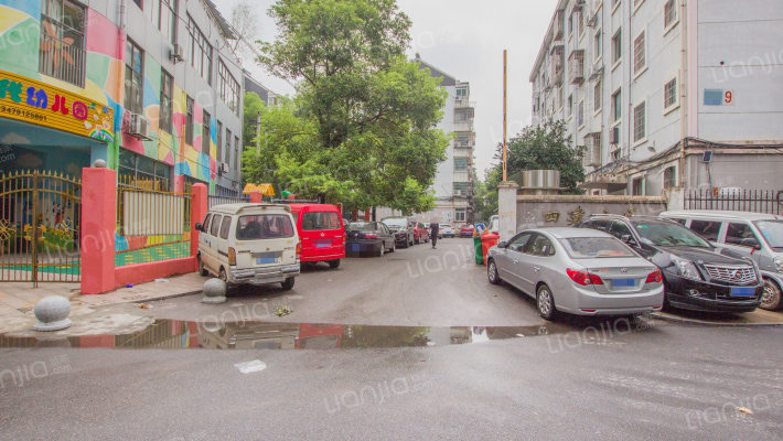 四建小区外景图