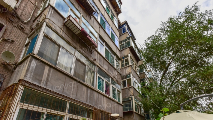 葡萄苑小区外景图