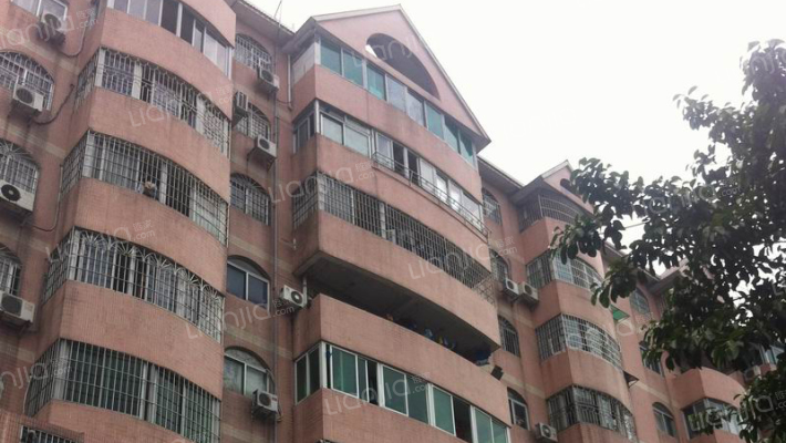 广环大厦外景图