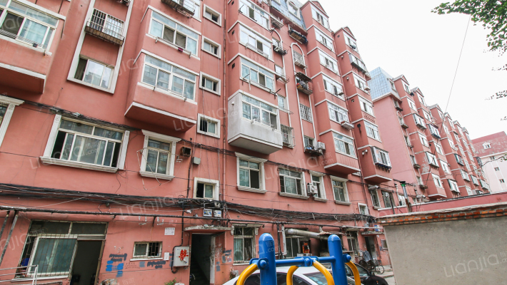 美伦小区外景图