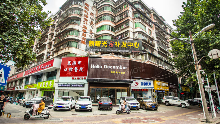 桥头花园外景图
