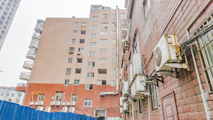 公主楼小区外景图