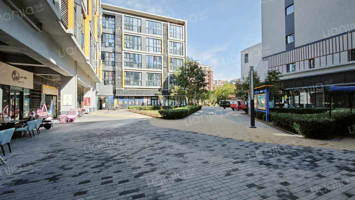 FCC中央城康泽路外景图