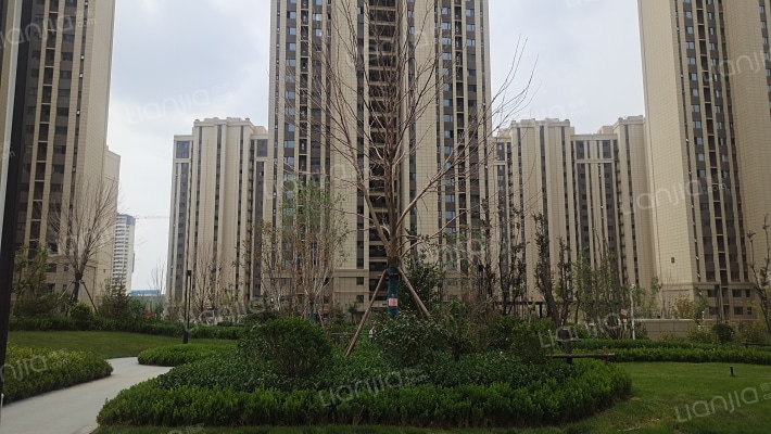 保利领秀山十区外景图