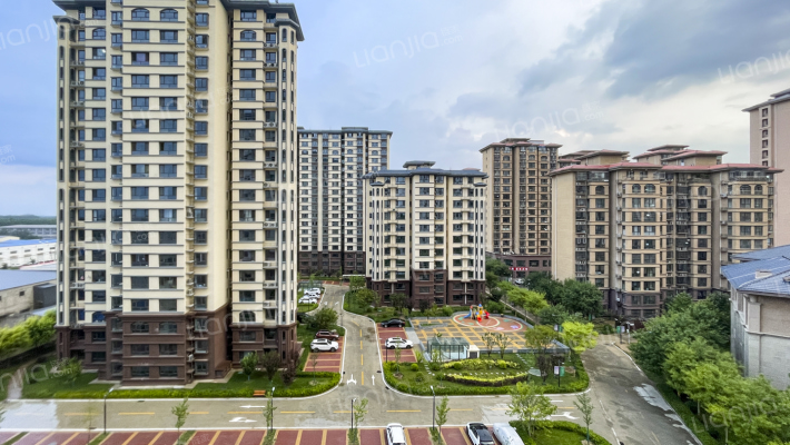 牛驼温泉小镇外景图