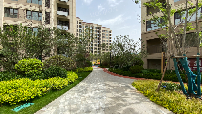 中海知孚里外景图