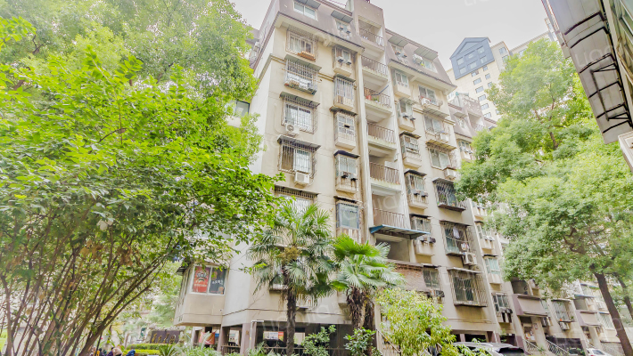 香港路179到181号外景图