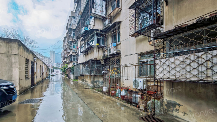 闸口西街石油宿舍外景图