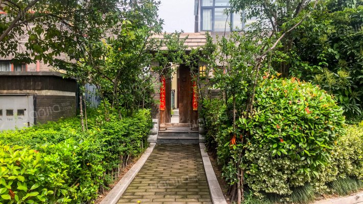 泊郡华庭外景图