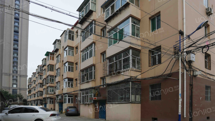 山西农业干部学校职工高层住宅楼外景图