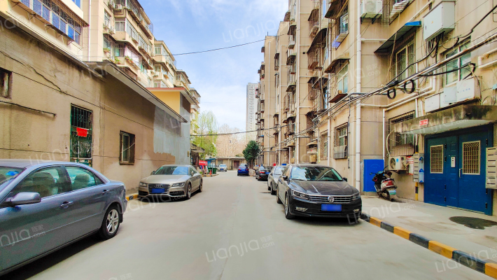 工行长缨路支行家属院外景图