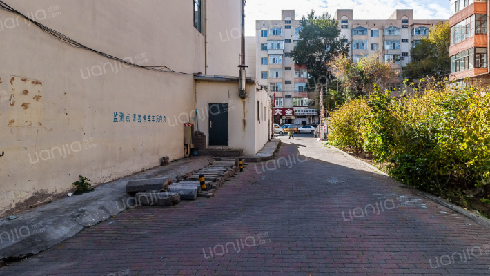 金丰优豪斯外景图