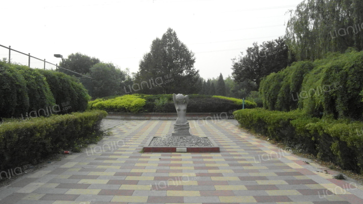 九龙山庄二区外景图