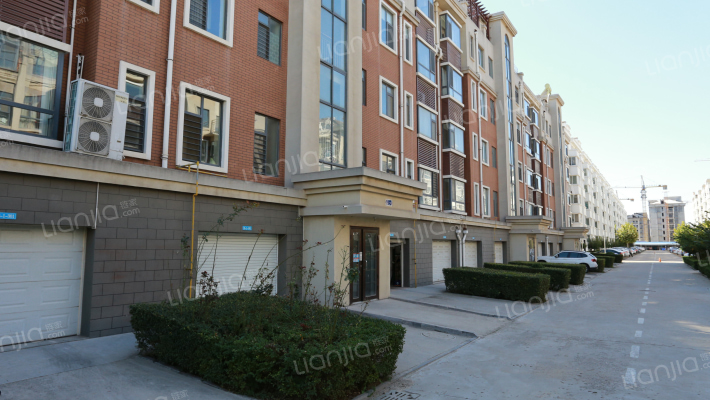 雷沃花苑外景图