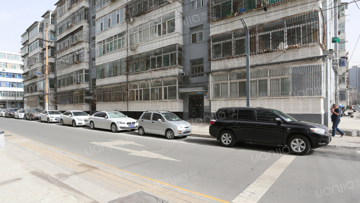 精营东二道街人行宿舍外景图