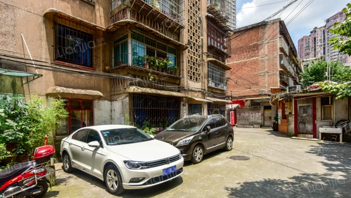 盐务街88号院外景图