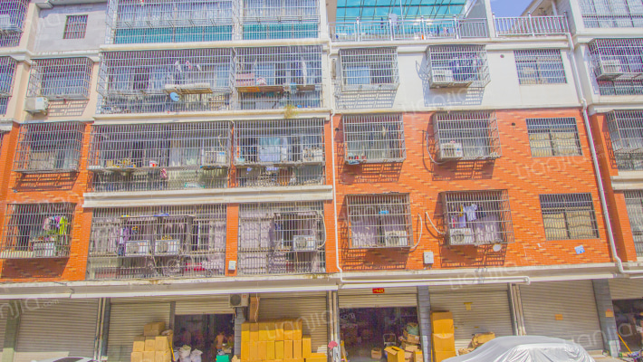 东房新村外景图