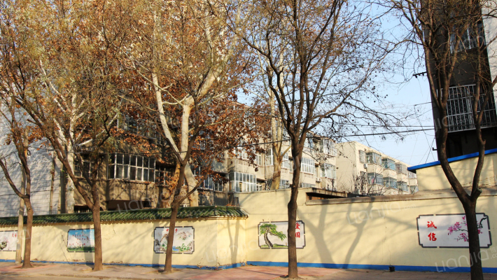 商业大厦外景图