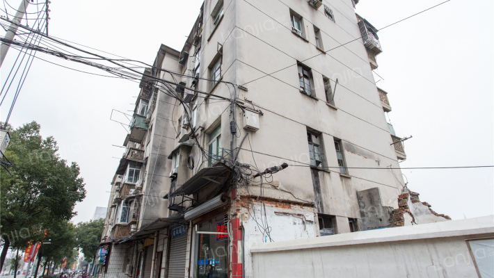 大桥公寓外景图