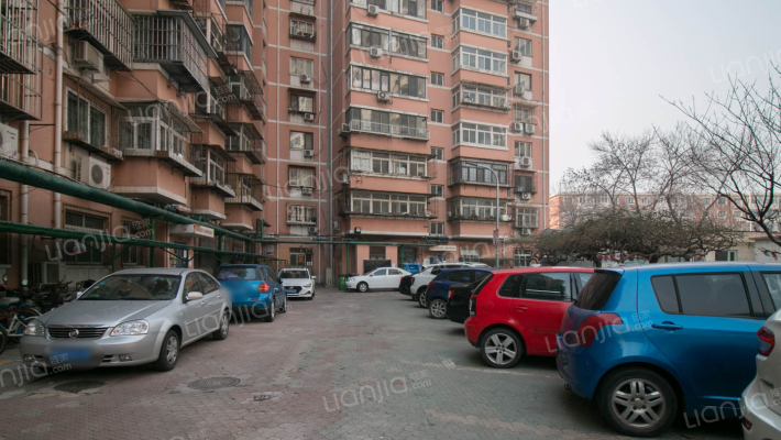 苏堤公寓外景图