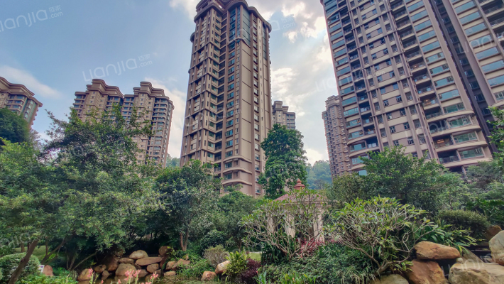 雅居乐富春山居外景图