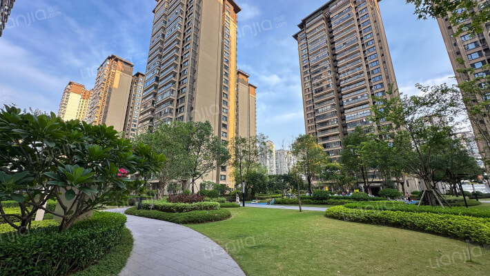 融创九棠府二期外景图