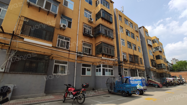 地毯厂小区外景图