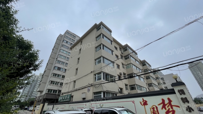 省饲料小区外景图