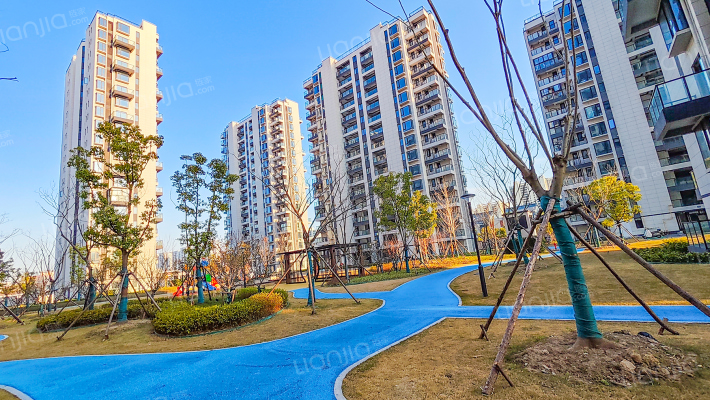 江南御苑外景图