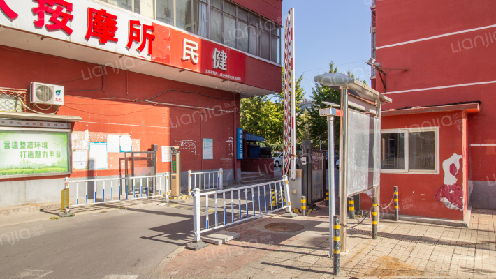 万源北路9号院外景图