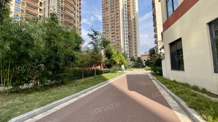 象雄花园外景图