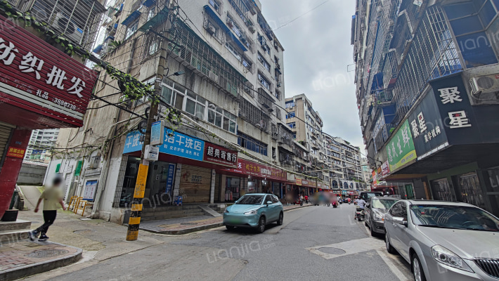 花街兴宇楼外景图