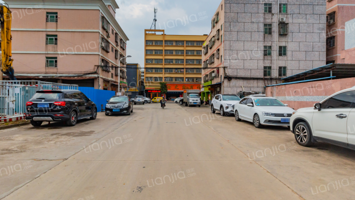 燕丽塑胶制品厂厂房外景图