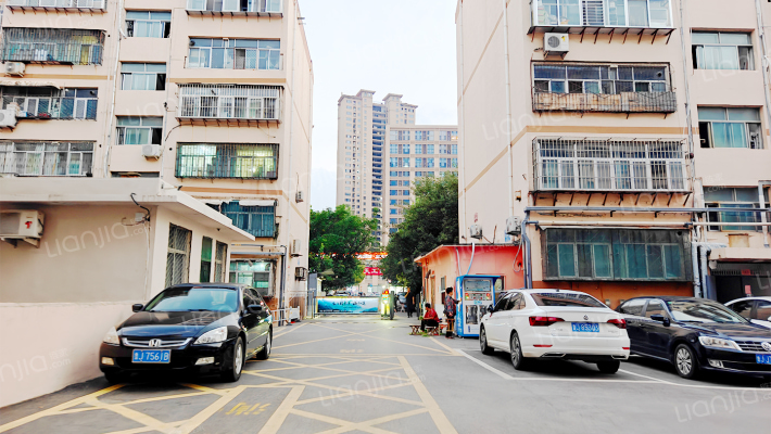 石化小区外景图