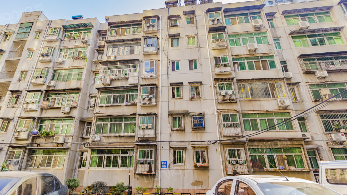 振兴苑小区外景图