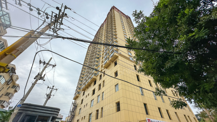 中和商厦外景图