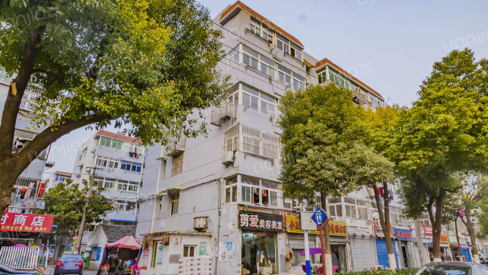 荣事达大道461号外景图