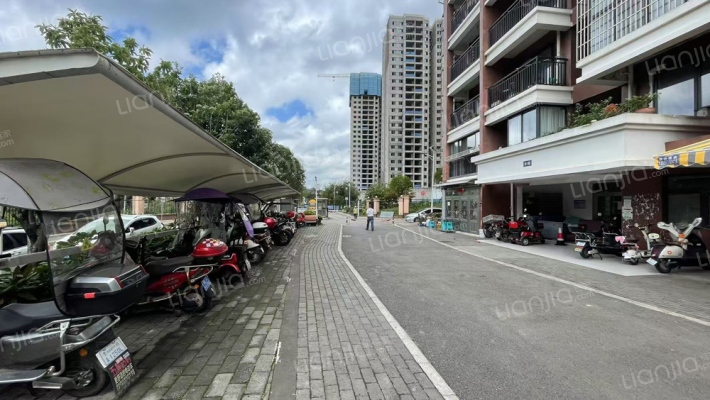 产业大道350号外景图