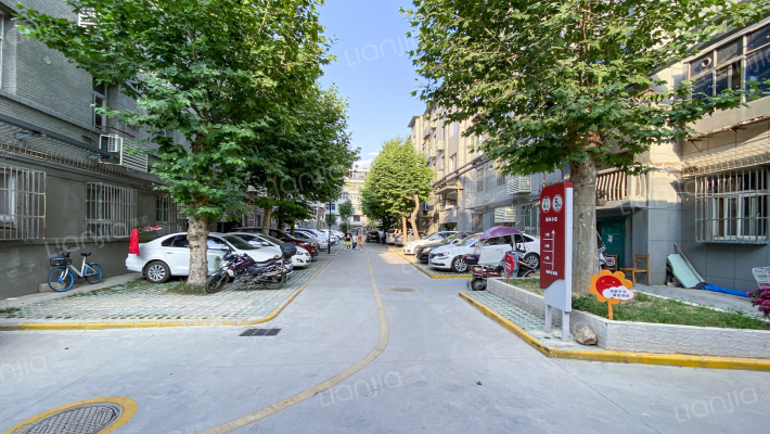 荣兴小区外景图