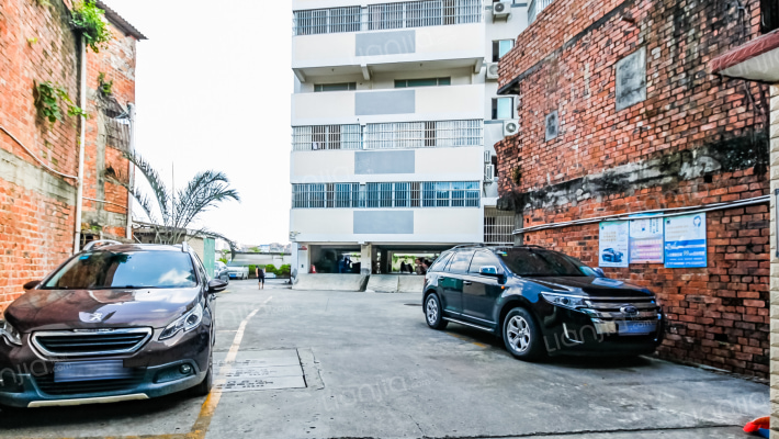 崇左市支队老干部住宅小区外景图