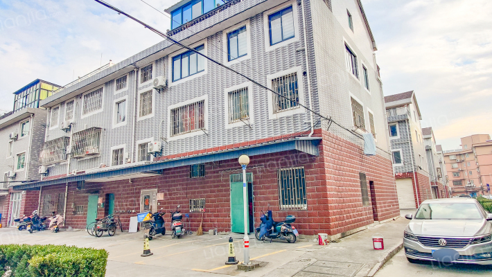 卜振路55号外景图