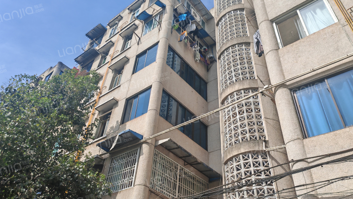 滨河路222号院外景图