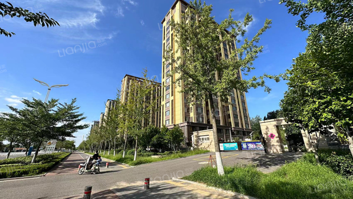 荣军花园外景图