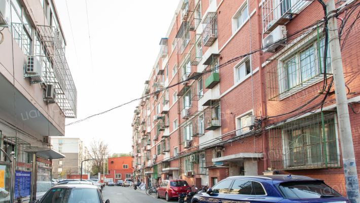 前屯路58号院外景图