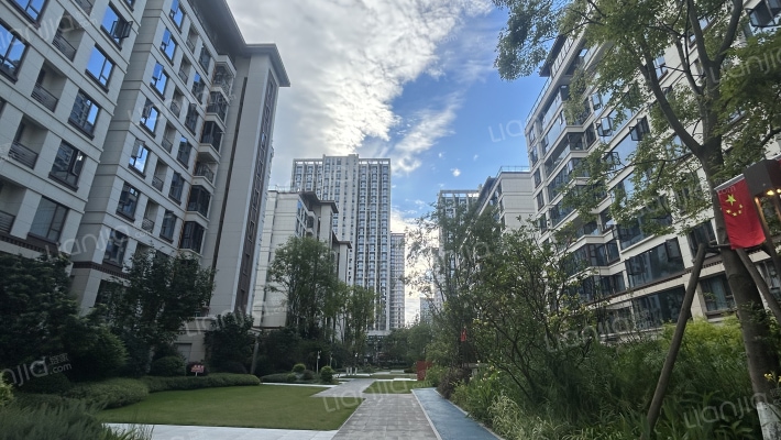 九联明信至善雅居外景图