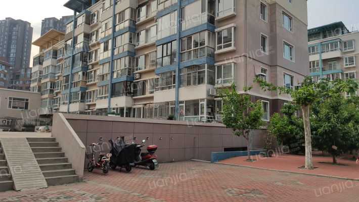 龙河家园外景图