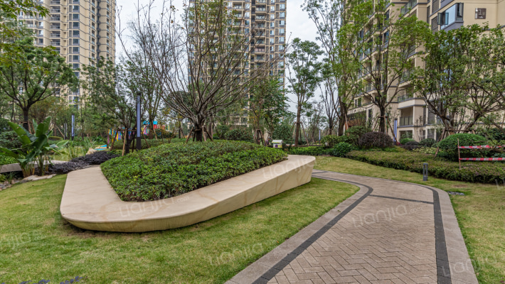 绿地新里樱园外景图