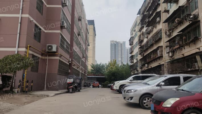 霁虹园小区外景图