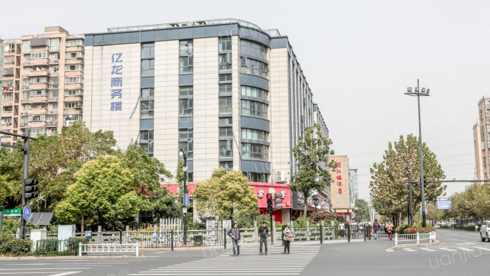 君合商务楼外景图