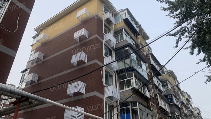 良种厂宿舍外景图